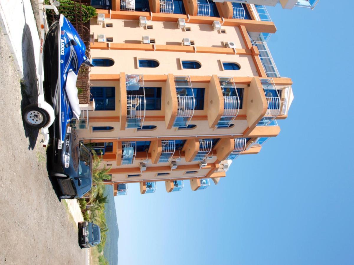 Hotel Penelope Приморско Экстерьер фото