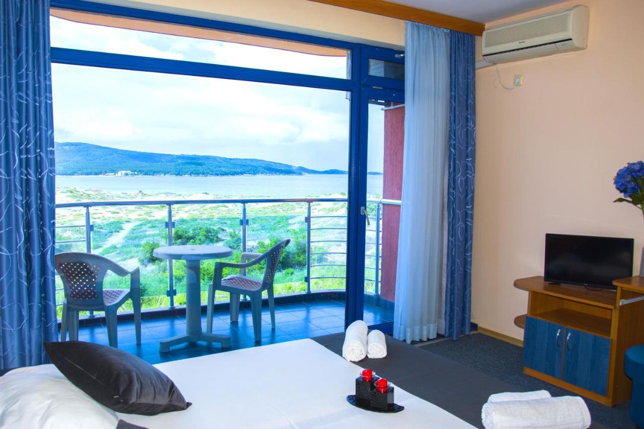 Hotel Penelope Приморско Экстерьер фото