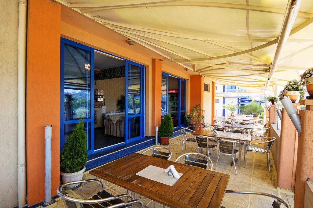 Hotel Penelope Приморско Экстерьер фото